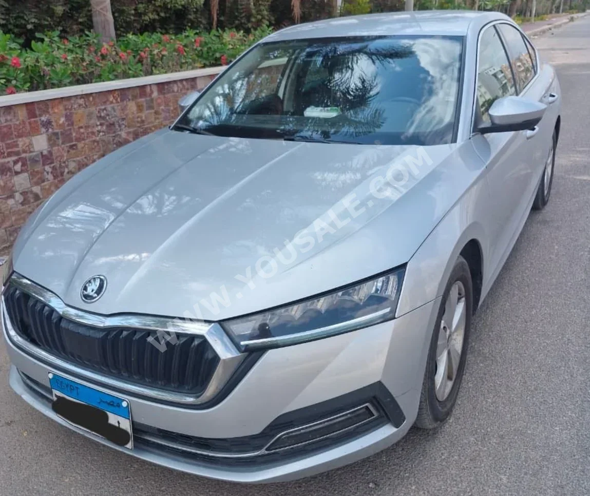 Skoda  Octavia  2022  Sedan  Automatic  4 Cylinder  108,000 Km  FWD  Silver  Gasoline