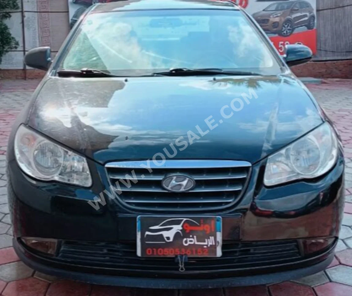 Hyundai  Elantra  2009  Sedan  Automatic  4 Cylinder  170,000 Km  FWD  Black  Gasoline