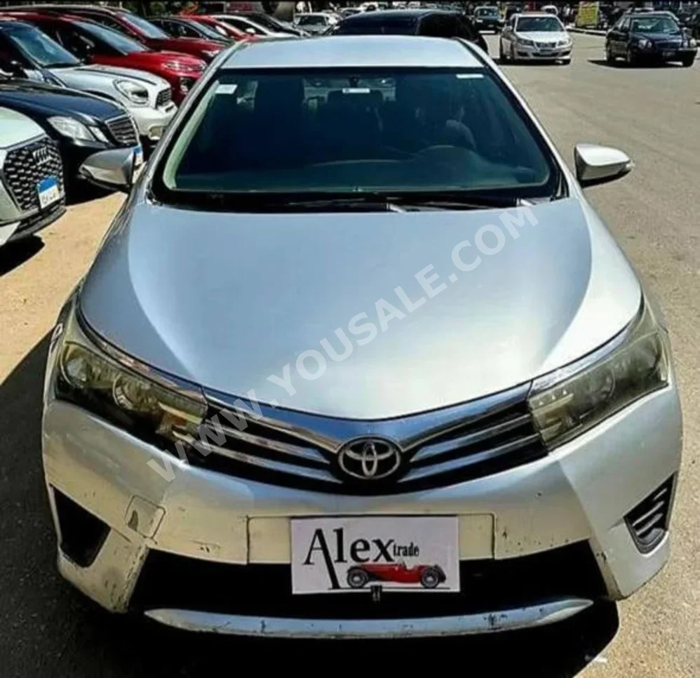 تويوتا  كورولا  اتوماتك  227,000 كم  4 سلندر  سيدان  فضي