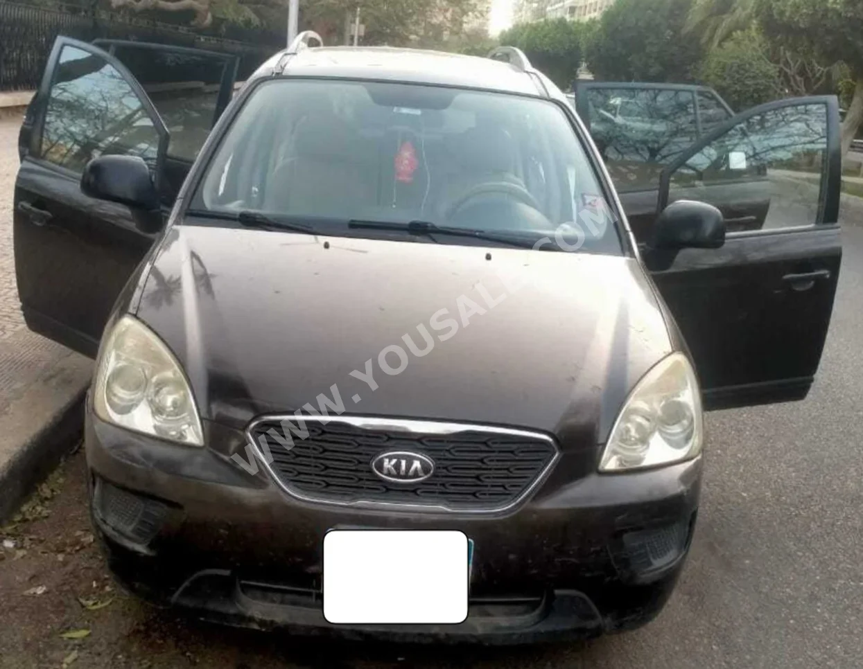Kia  Carens  2011  Hatchback  Automatic  1 Cylinder  150,000 Km  FWD  Bronze  Gasoline