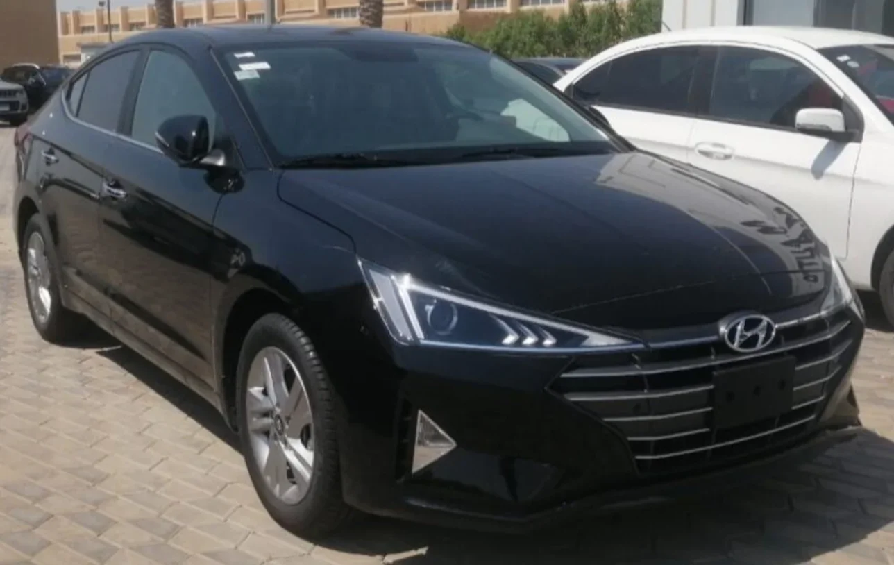 Hyundai  Elantra  2026  Sedan  Automatic  4 Cylinder  0 Km  FWD  Silver  Gasoline