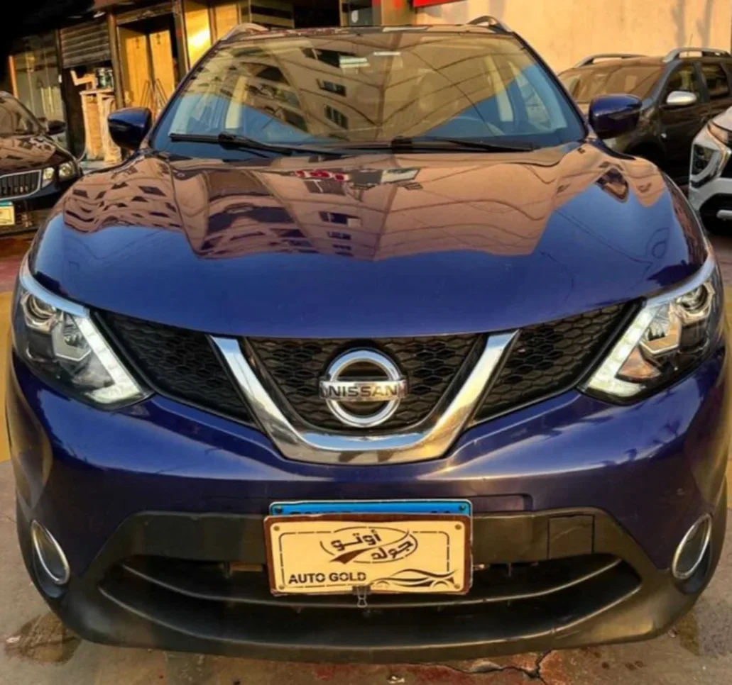 Nissan  Qashqai  2017  SUV  Automatic  4 Cylinder  80,000 Km  FWD  Blue  Gasoline