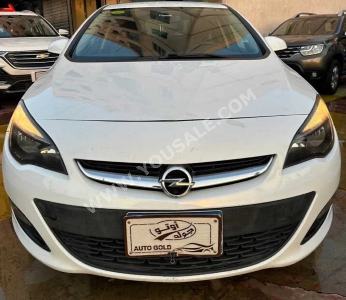 Opel  Astra  2021  Sedan  Automatic  4 Cylinder  130,000 Km  FWD  White  Gasoline