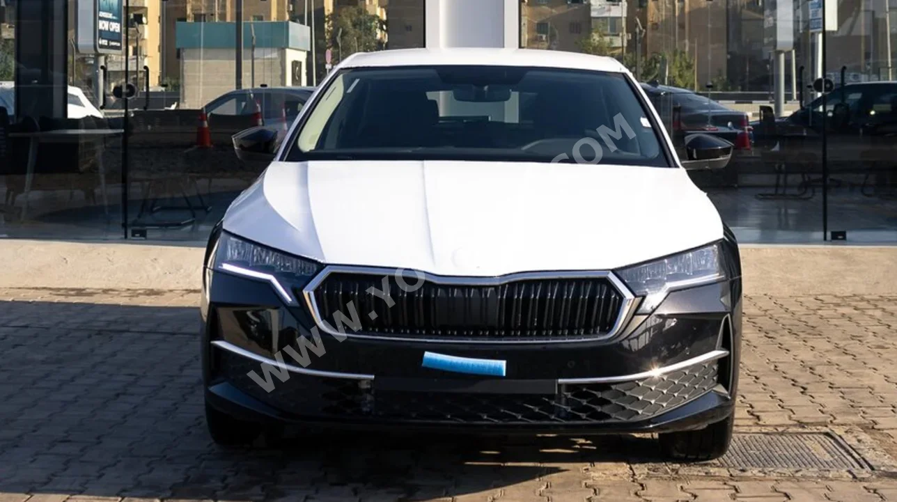 سكودا  أوكتافيا  2025  سيدان  اوتوماتيك  4 سلندر  0 كم  دفع أمامي  أسود  بنزين