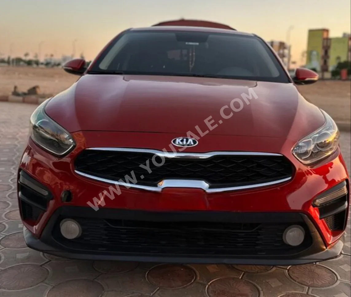 كيا  سيراتو  2020  سيدان  اوتوماتيك  4 سلندر  125,000 كم  دفع أمامي  أحمر  بنزين