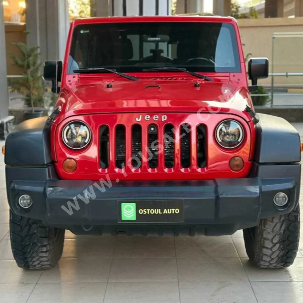 جييب  رانجلار  2012  اس يو في  اوتوماتيك  6 سلندر  170,000 كم  دفع رباعي  أحمر  بنزين