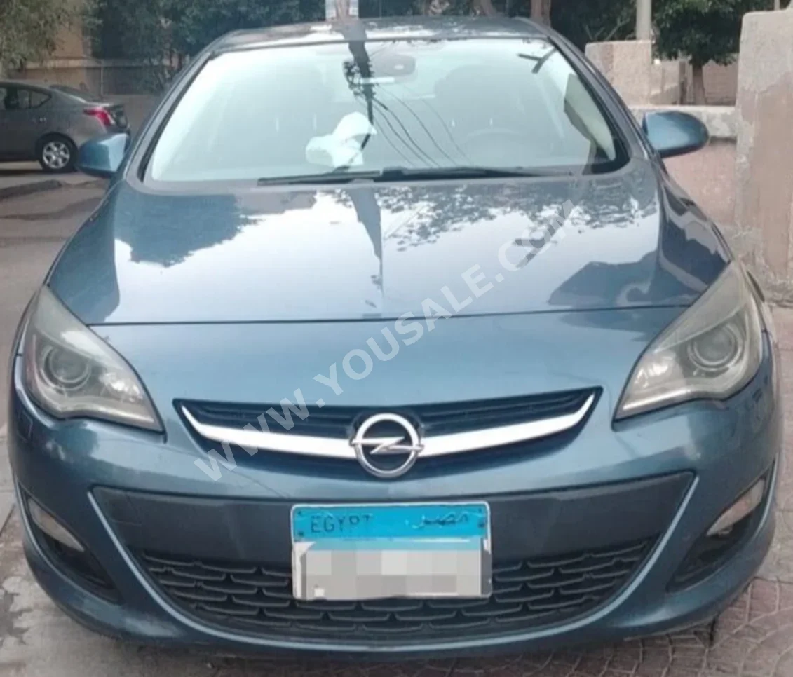 Opel  Astra  2017  Sedan  Automatic  4 Cylinder  130,000 Km  FWD  Blue  Gasoline