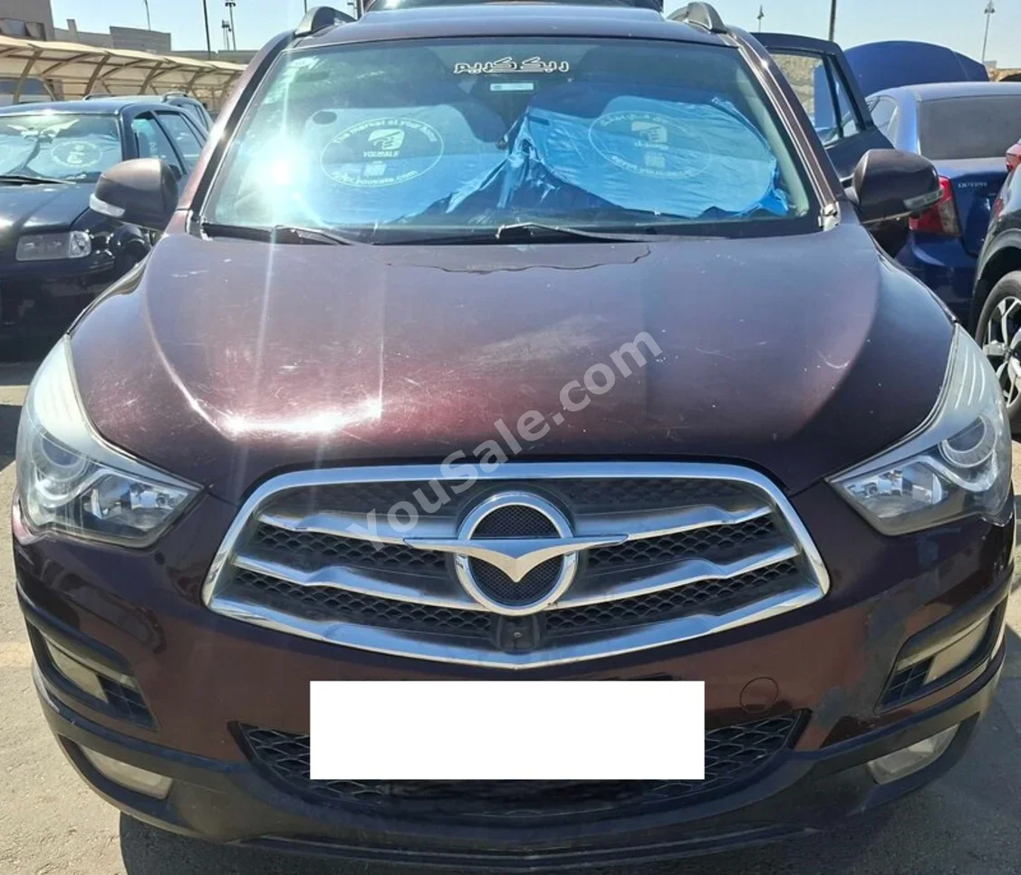 هيما  3  2018  اس يو في  اوتوماتيك  4 سلندر  125,000 كم  دفع أمامي  أبيض لؤلؤي  بنزين