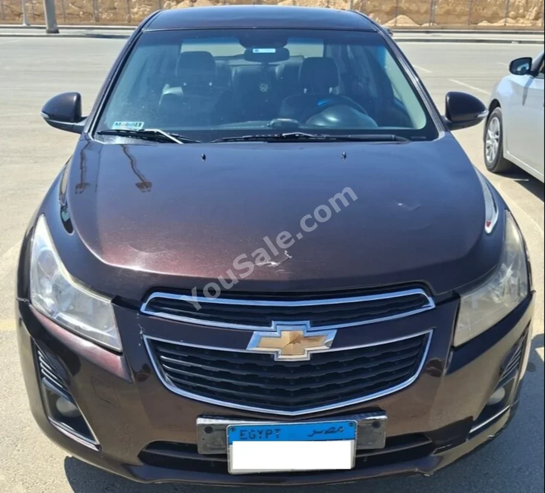 Chevrolet  Cruze  2015  Sedan  Automatic  4 Cylinder  200,000 Km  FWD  Red  Gasoline