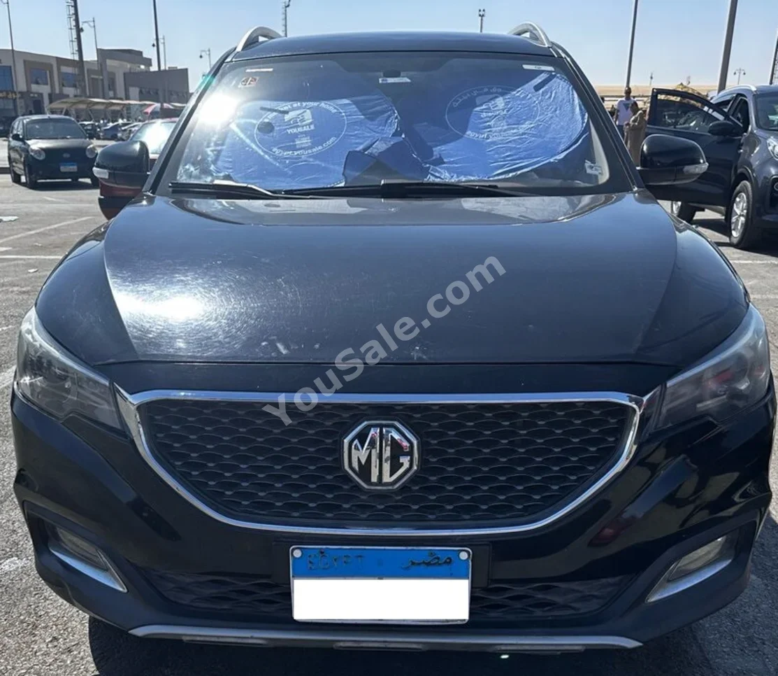 ام جي  زد اس  2021  اس يو في  اوتوماتيك  4 سلندر  107,000 كم  دفع أمامي  أسود  بنزين