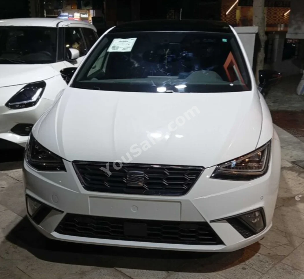 Seat  Ibiza  2026  Hatchback  Automatic  4 Cylinder  0 Km  FWD  Pearl  Gasoline