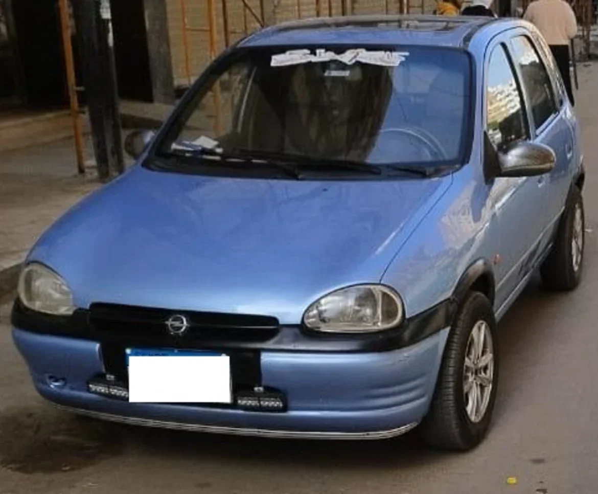 Opel  Crossland  1994  Hatchback  Manual  4 Cylinder  180,000 Km  FWD  Blue  Gasoline