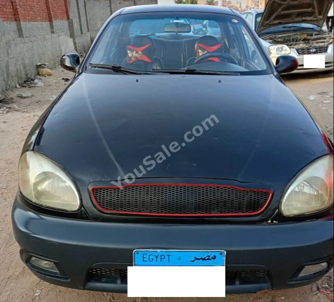 Chevrolet  Lanos  2011  Sedan  Manual  4 Cylinder  152,000 Km  FWD  Black  Gasoline