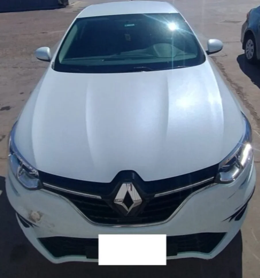 Renault Megane 2022 Sedan Automatic 4 Cylinder 80,000 Km FWD White Gasoline