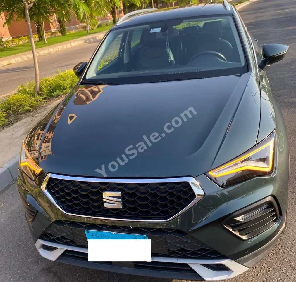 ســـــيات  اتيكا  2021  اس يو في  اوتوماتيك  4 سلندر  72,000 كم  دفع أمامي  أخضر  بنزين