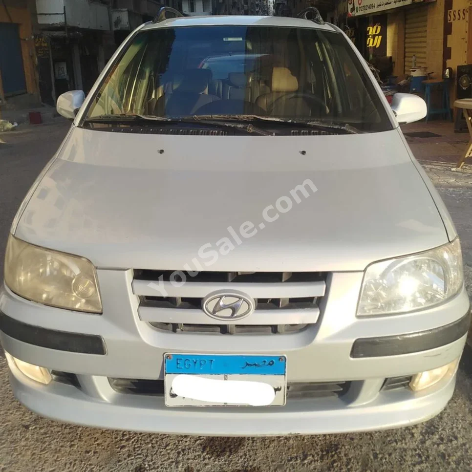 هيونداي ماتريكس 2004 اس يو في اوتوماتيك 4 سلندر 150,000 كم دفع خلفي فضي بنزين