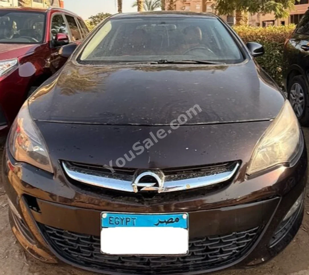 Opel  Astra  2014  Sedan  Automatic  4 Cylinder  158,000 Km  FWD  Violet  Gasoline
