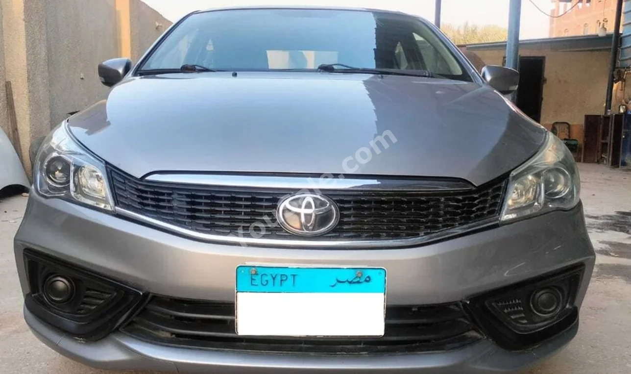 تويوتا  بيلتا  2022  سيدان  اوتوماتيك  4 سلندر  93,000 كم  دفع أمامي  فضي  بنزين