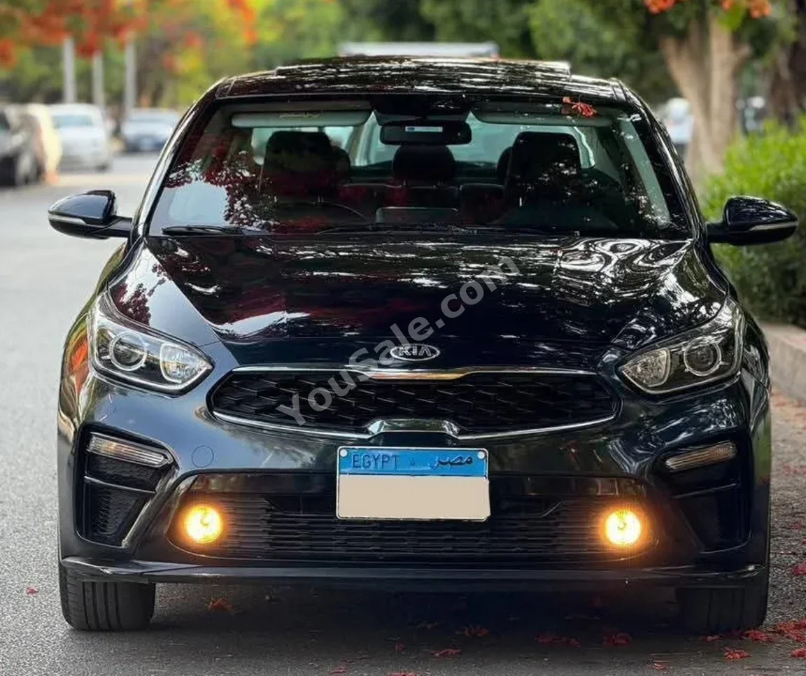 Kia  Cerato  2021  Sedan  Automatic  4 Cylinder  80,000 Km  FWD  Black  Gasoline
