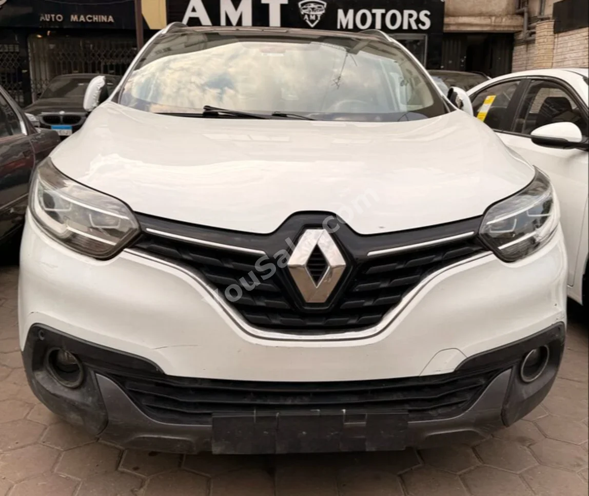 Renault KADJAR 2018 Sedan Automatic 4 Cylinder 96,000 Km FWD White Gasoline