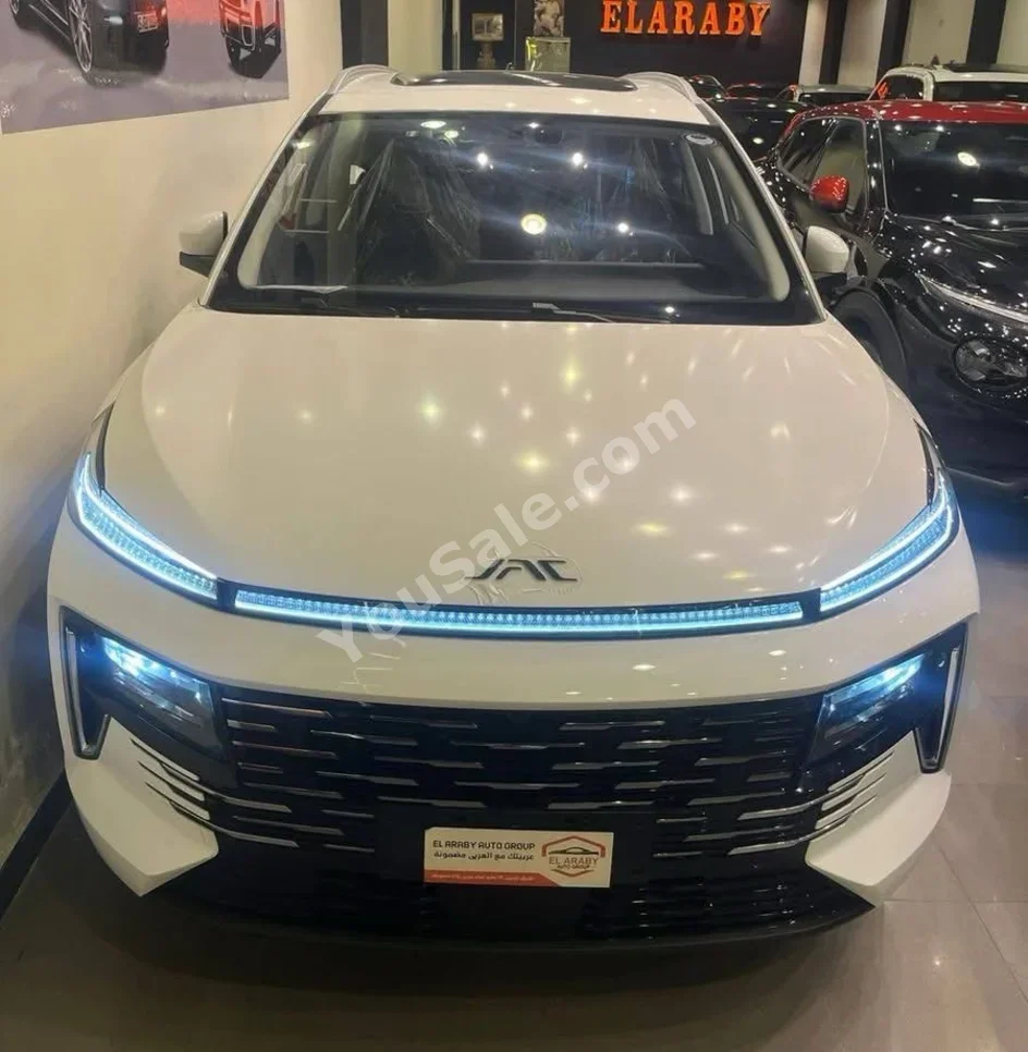 جاك  جي اي 6  2026  اس يو في  اوتوماتيك  4 سلندر  0 كم  دفع أمامي  أبيض  بنزين
