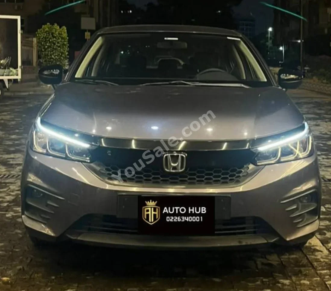 Honda  City  2022  Sedan  Automatic  4 Cylinder  50,000 Km  FWD  Gray  Gasoline