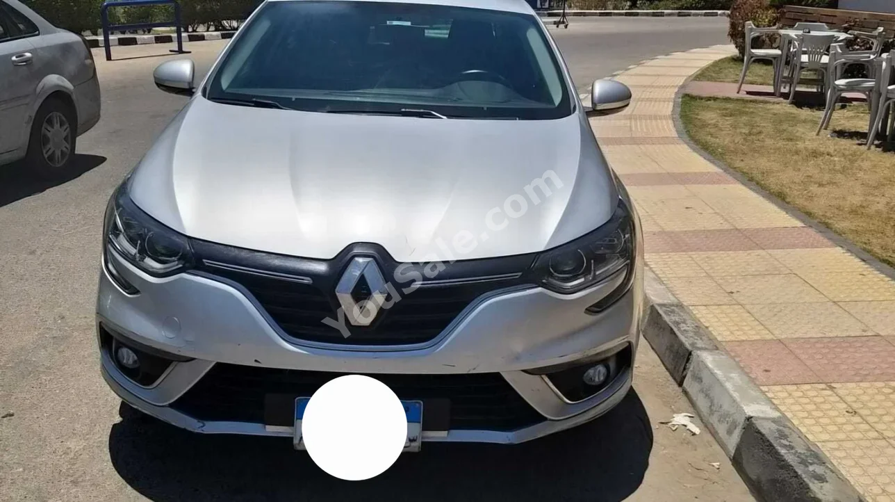 Renault  Megane  2020  Sedan  Automatic  4 Cylinder  35,000 Km  FWD  Silver  Gasoline