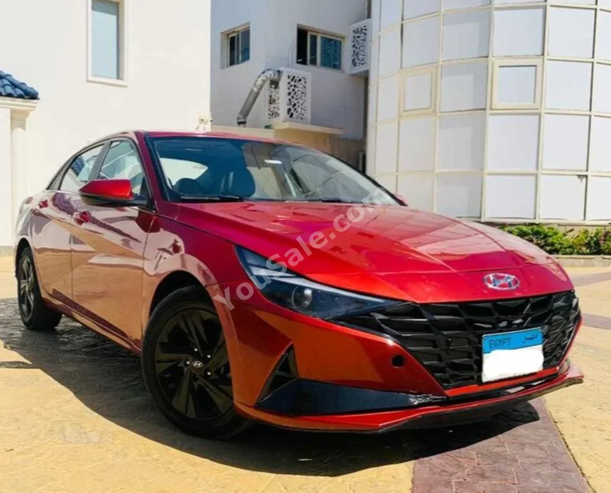 Hyundai Elantra 4 Cylinder Sedan Dark Red 2022