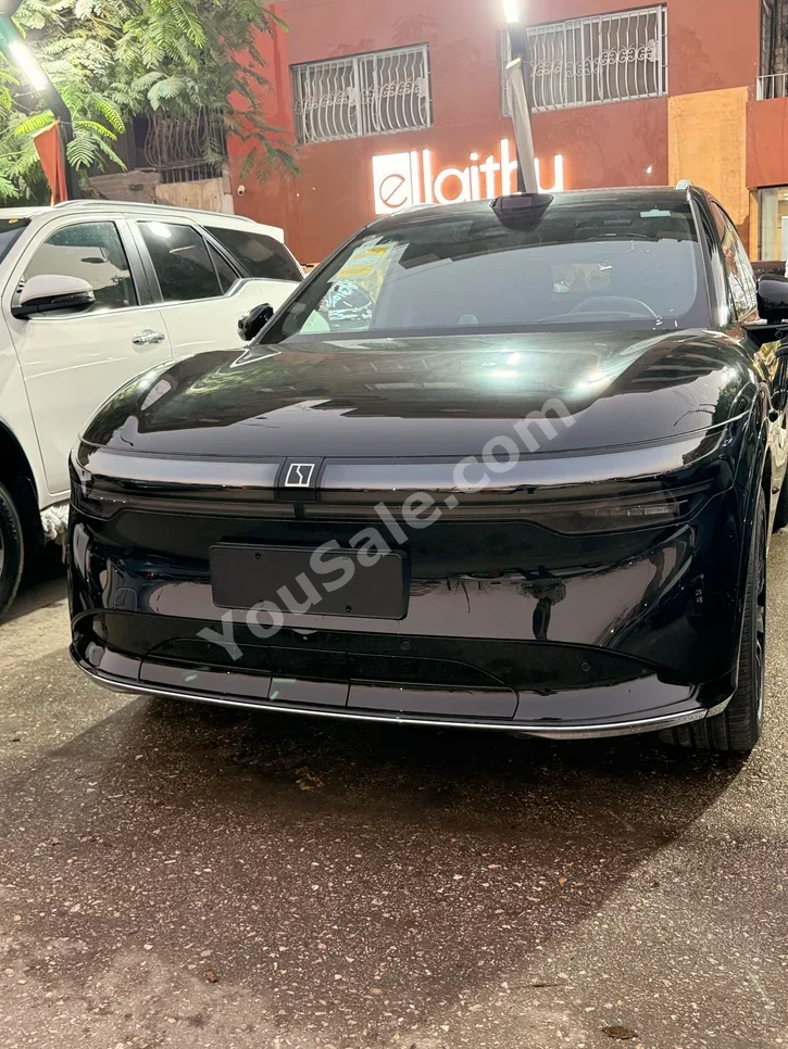 Zeekr 7X 2026 SUV Automatic 0 Cylinder 0 Km FWD Black Electric