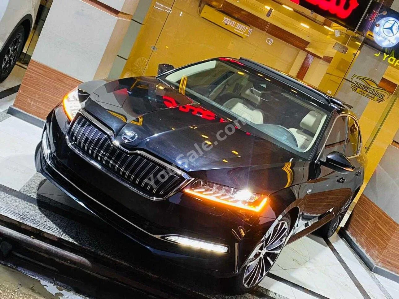 Skoda  Superb  2024  Sedan  Steptronic  4 Cylinder  26,000 Km  FWD  Black  Hybrid