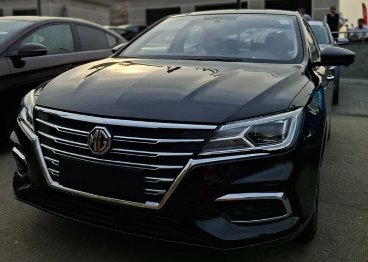 MG  MG5  2025  Sedan  Automatic  4 Cylinder  0 Km  FWD  Black  Gasoline