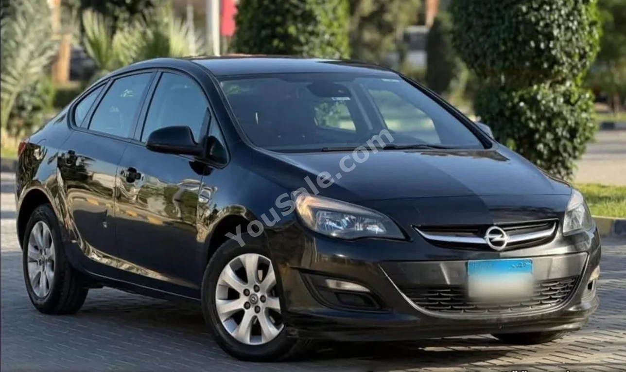 Opel  Astra  2014  Sedan  Automatic  4 Cylinder  100,000 Km  FWD  Black  Gasoline