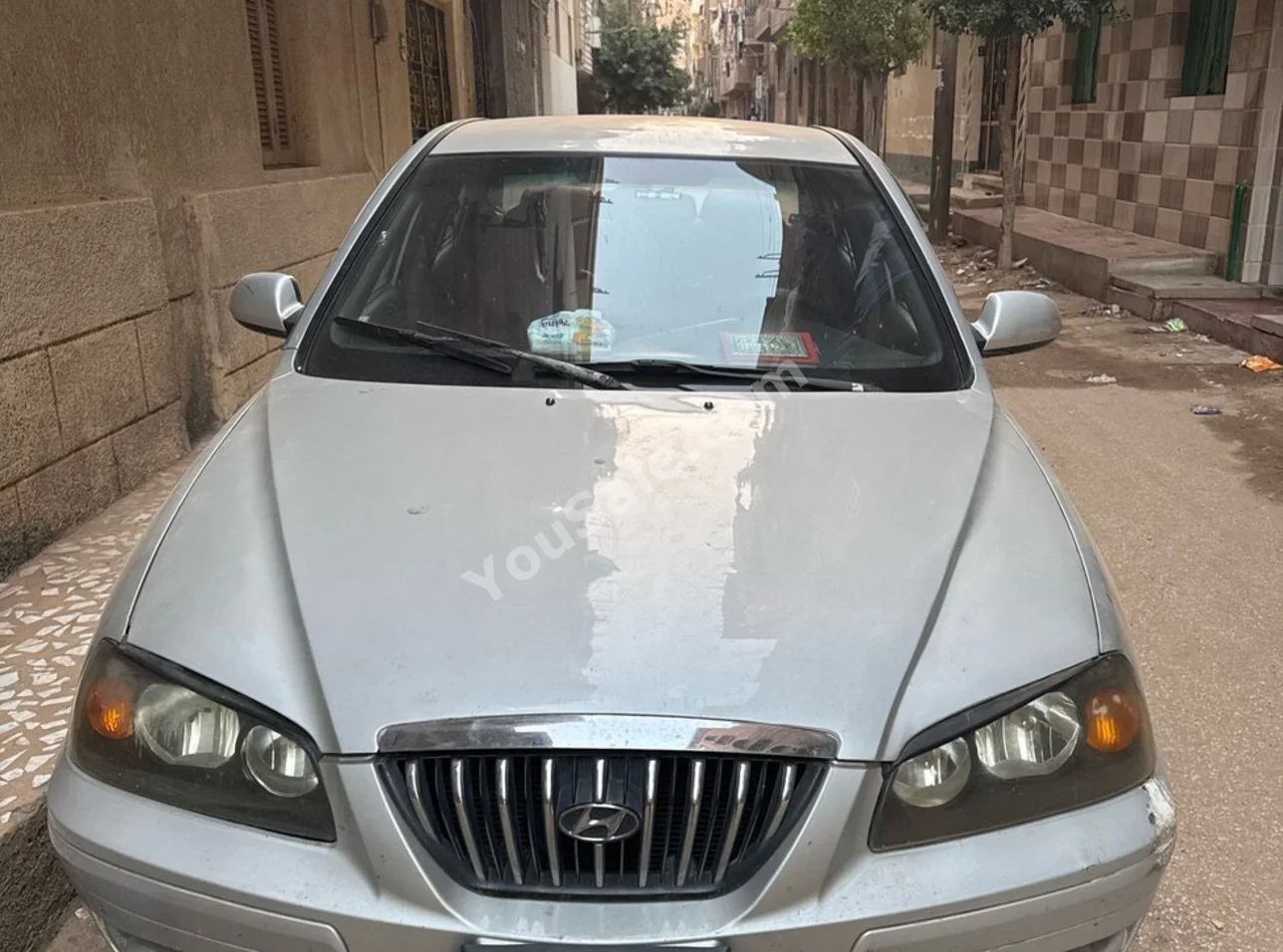 Hyundai Elantra 2005 Sedan Automatic 4 Cylinder 273,000 Km RWD Silver Gasoline