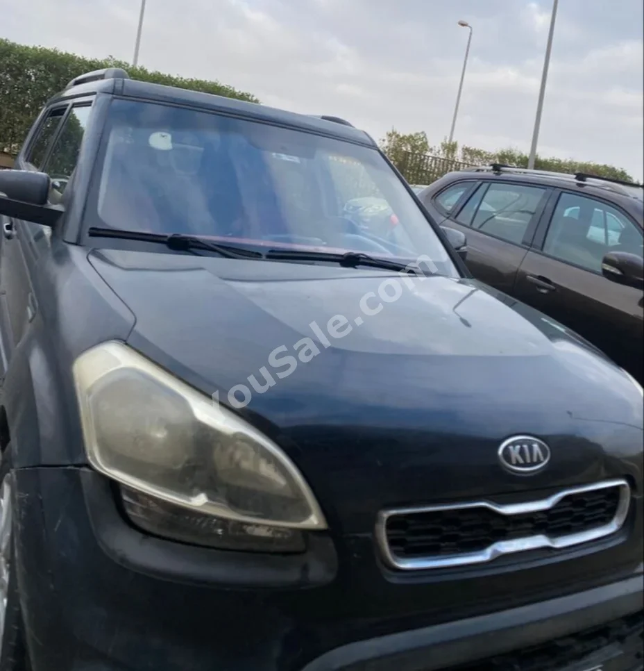 Kia  Soul  2012  SUV  Automatic  3 Cylinder  300,000 Km  FWD  Black  Gasoline