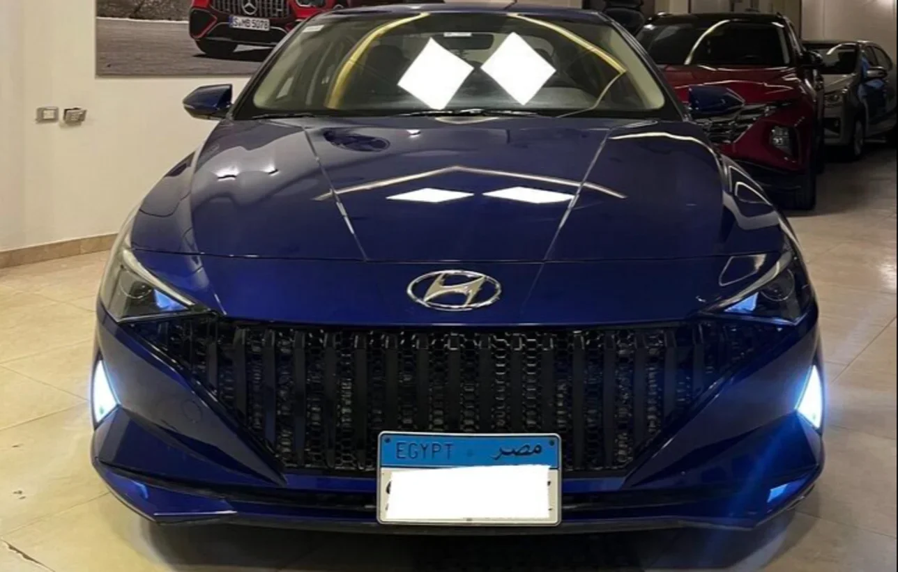 Hyundai CN7 2021 Sedan Automatic 4 Cylinder 21,000 Km RWD Blue Gasoline
