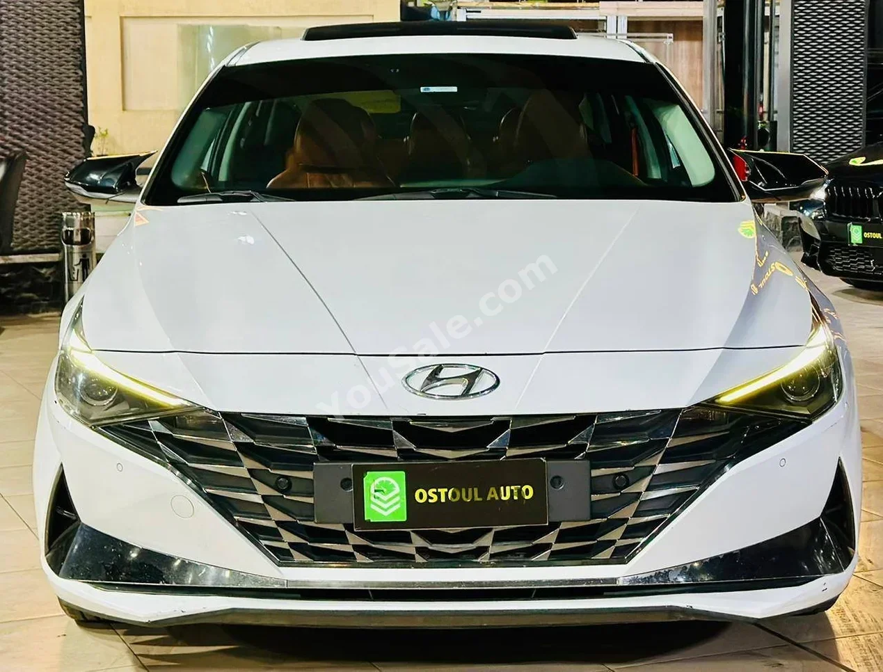 Hyundai  Azera  2021  Sedan  Automatic  4 Cylinder  69,000 Km  FWD  White  Gasoline