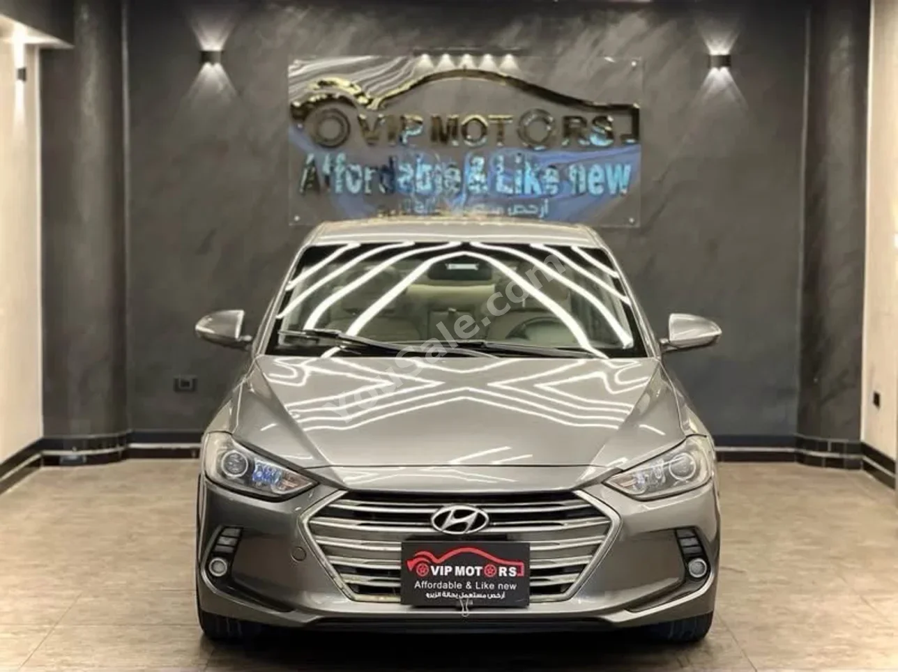 Hyundai  Elantra  2018  Sedan  Automatic  4 Cylinder  87,000 Km  FWD  Silver  Gasoline