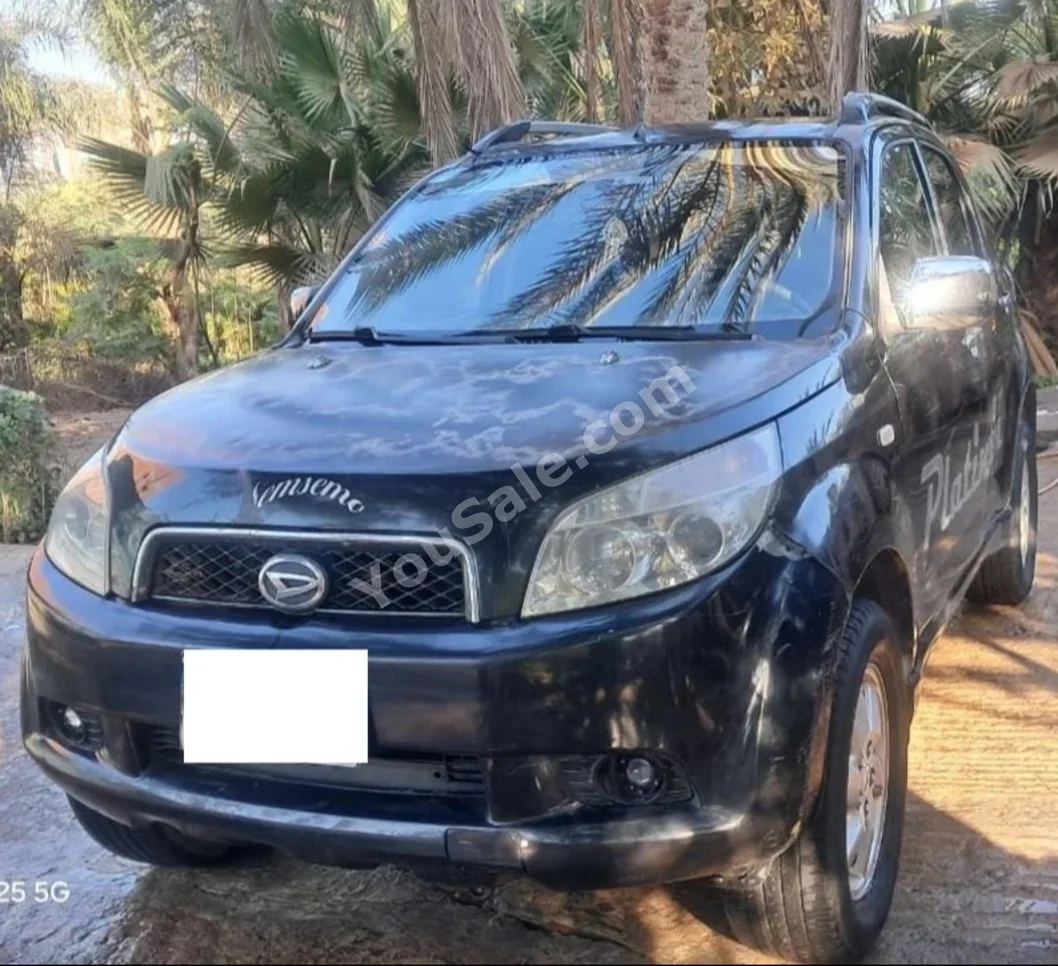Daihatsu  Terios  2007  Hatchback  Automatic  4 Cylinder  165,000 Km  4WD  Black  Gasoline