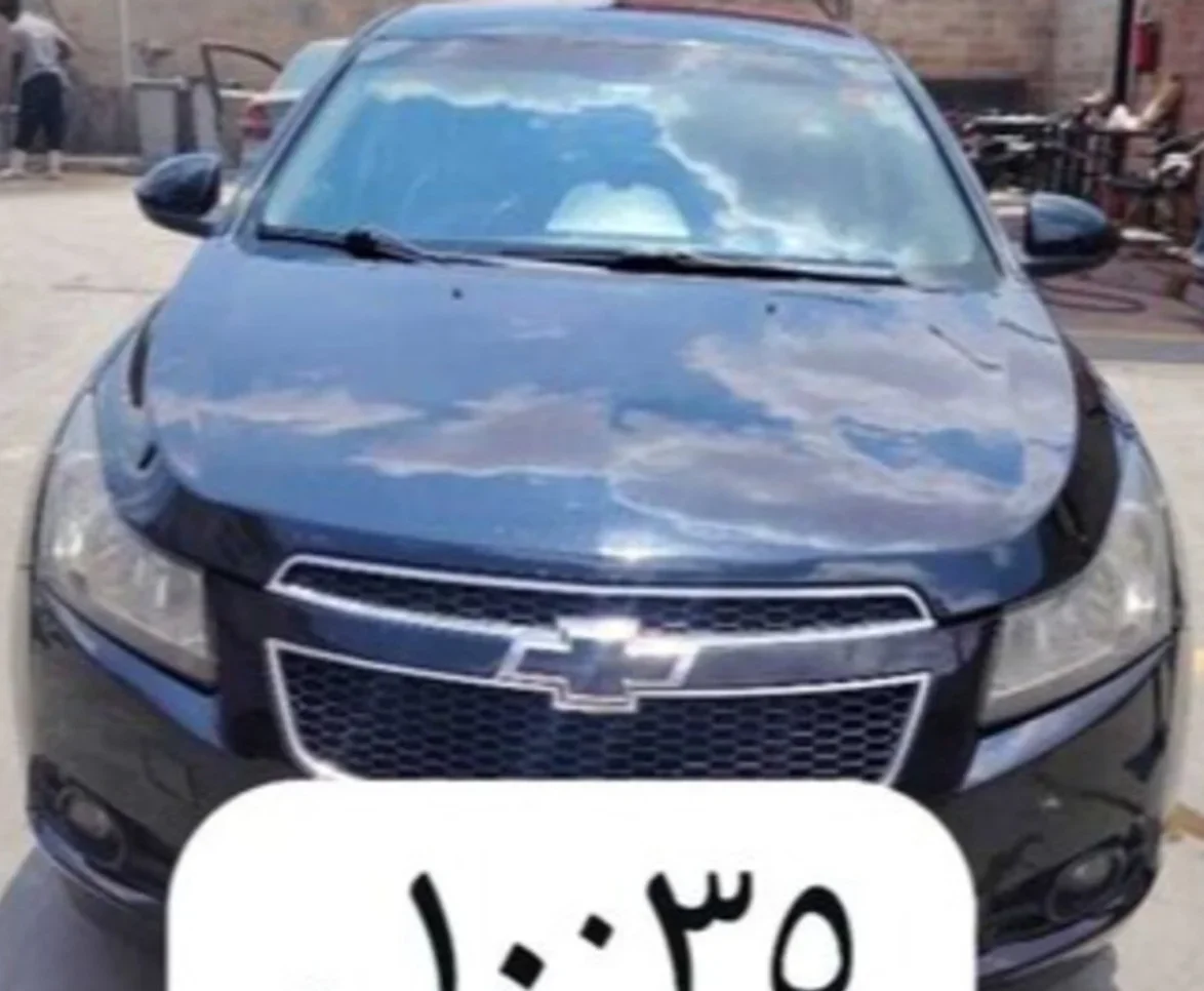 شفروليه  كروز  4 سلندر  سيدان  أسود  2010
