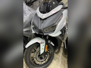 Sym  ‏Jet 14 -  2026 - Color Silver -  Warranty