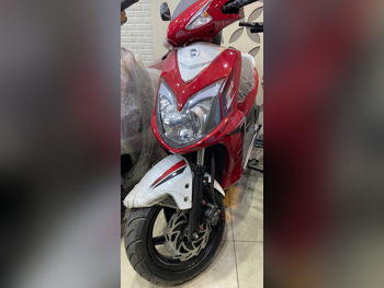 Sym  ‏Jet 4 -  2025 - Color Red -  Warranty