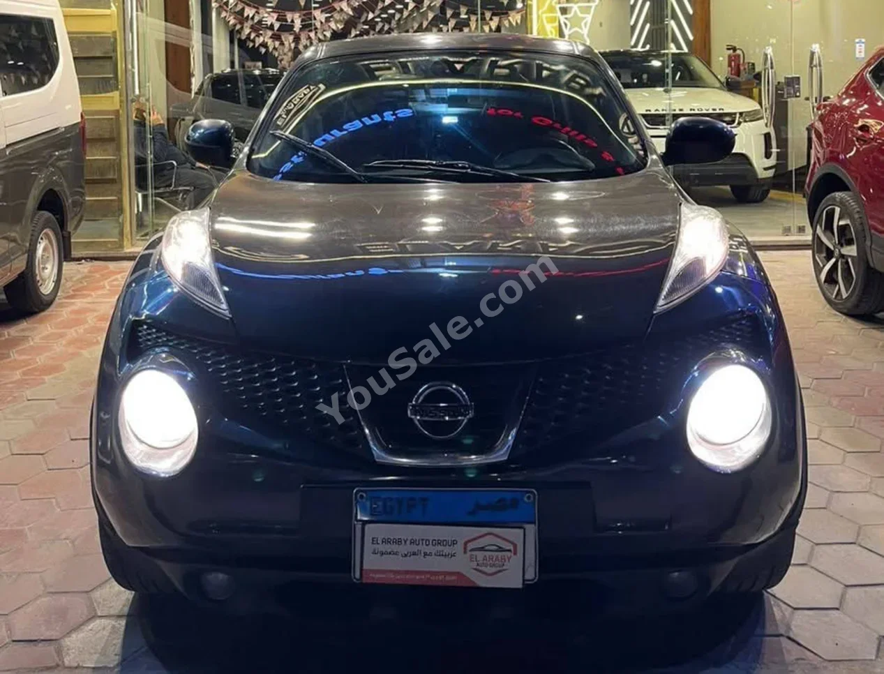 Nissan Juke 2013 Automatic 156,000 Km FWD Silver Gasoline