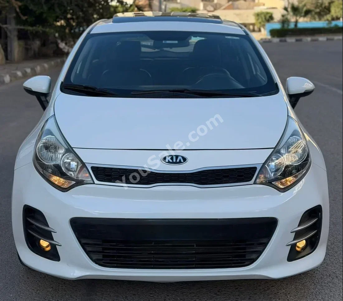 Kia Rio 2015 Automatic 120,000 Km FWD White Gasoline