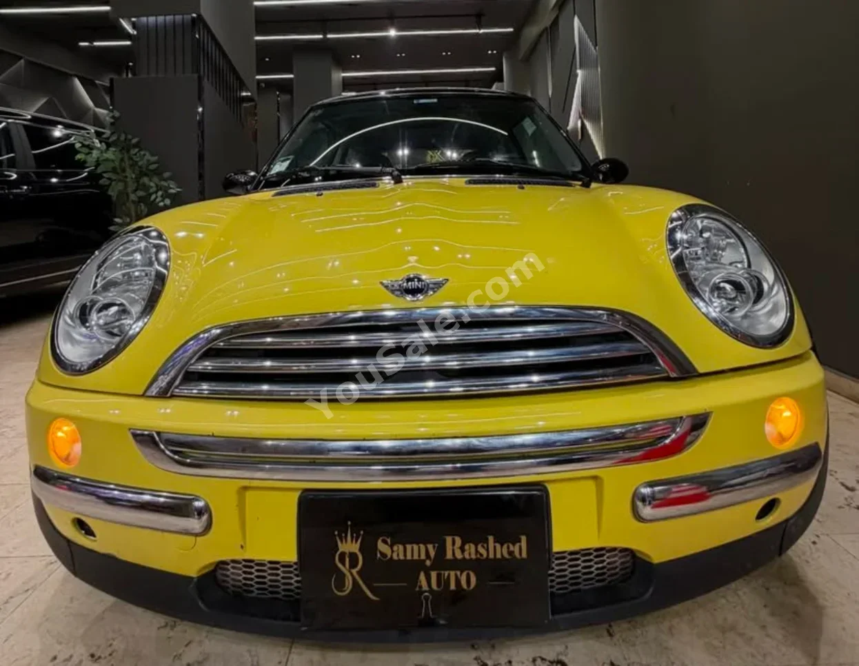 ميني  كوبر  2001  اوتوماتيك  60,000 كم  دفع أمامي  أصفر  بنزين