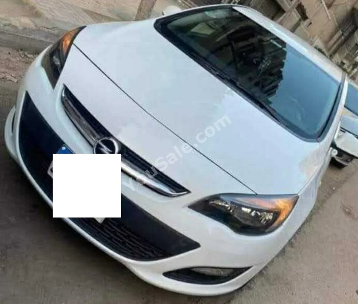 Opel  Astra  2019  Sedan  Automatic  4 Cylinder  88,000 Km  FWD  White  Gasoline