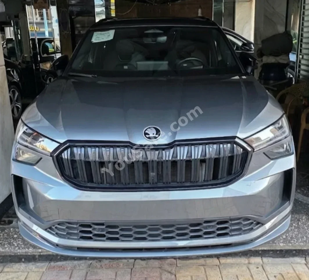 سكودا  كودياك  سبورت لاين  2025  اوتوماتيك  25,000 كم  دفع أمامي  رمادي  بنزين