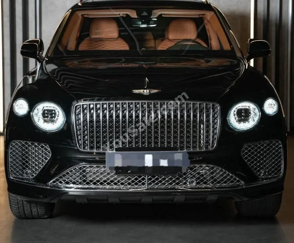 Bentley Bentayga 2024 Sedan Automatic 8 Cylinder 0 Km AWD Black Gasoline