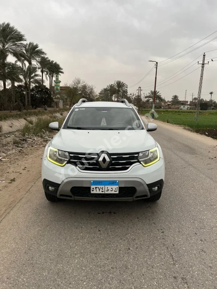 رينو داستر 2019 هاتشباك اوتوماتيك 189,000 كم دفع أمامي أبيض بنزين