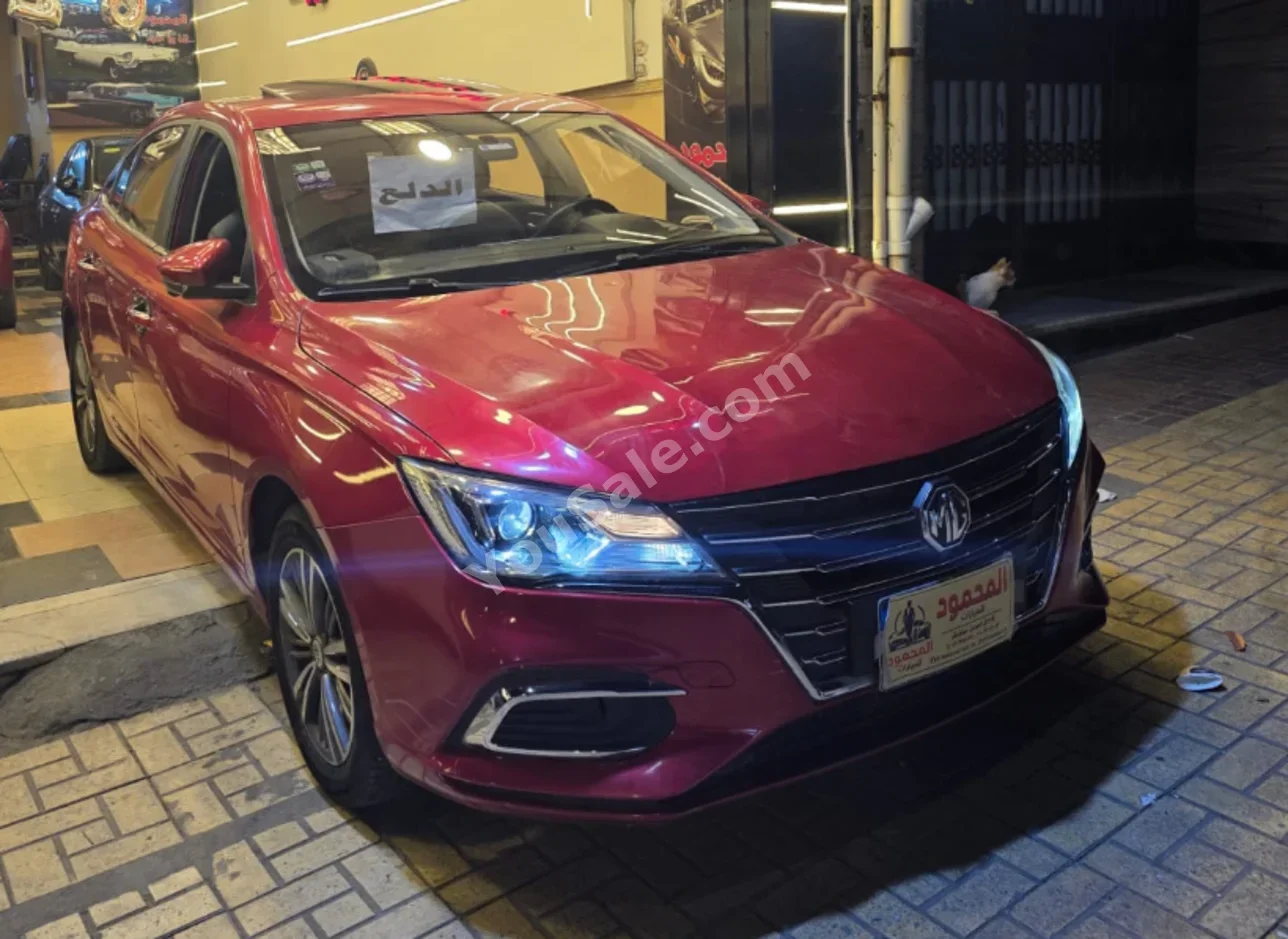 MG MG5 2022 Automatic 60,000 Km Red Gasoline