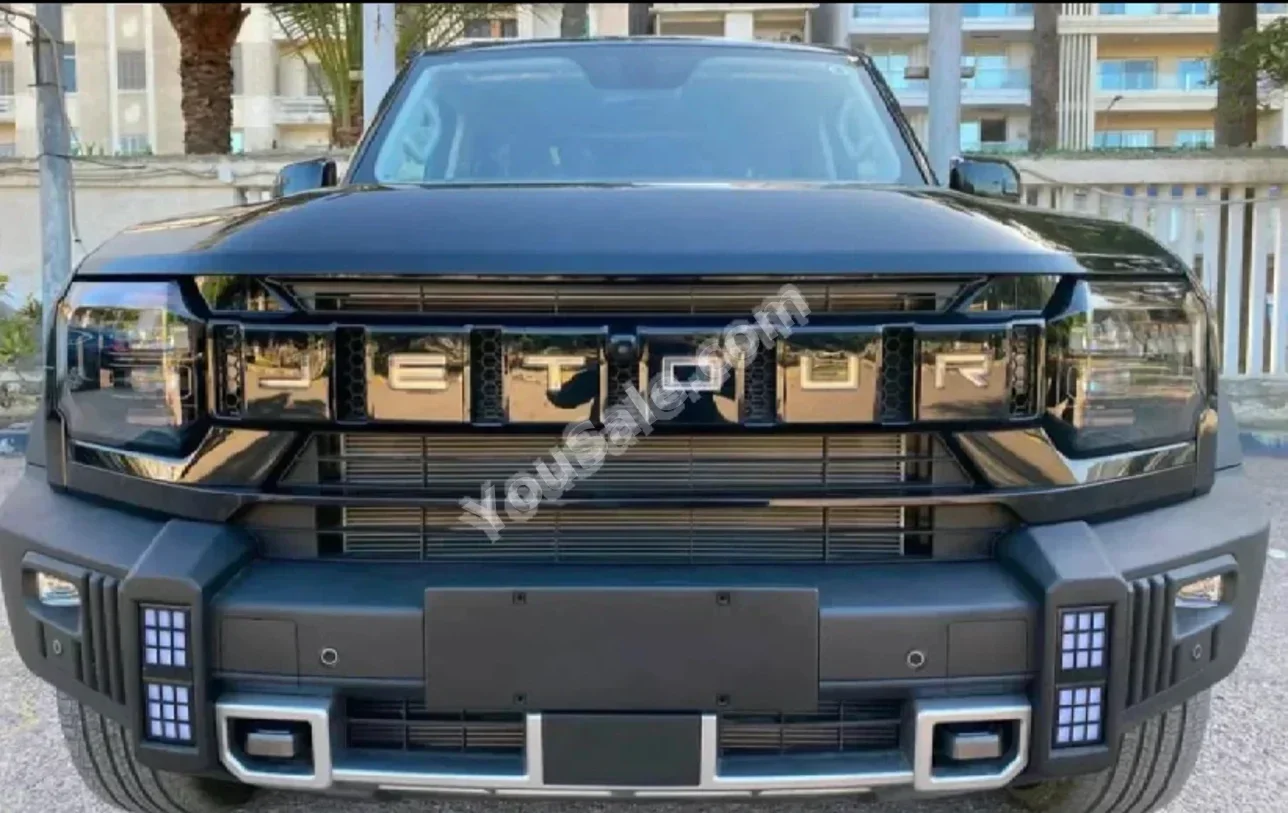 JETOUR T2 LUXURY 2026 Automatic 0 Km Black Gasoline